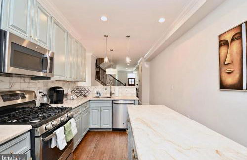 Elegant 5BR home near Capitol Hill! Free Parking! - Foto 11