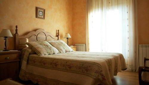 EL MESÓN DE GREDOS - Foto 3