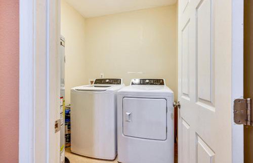 Covered Deck, Large Yard! Pet-Friendly Jax Escape! - Foto 29