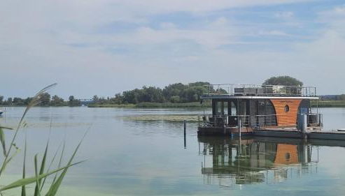 Urlaub im schwimmenden Ferienhaus, mitten in der Natur - Foto 2