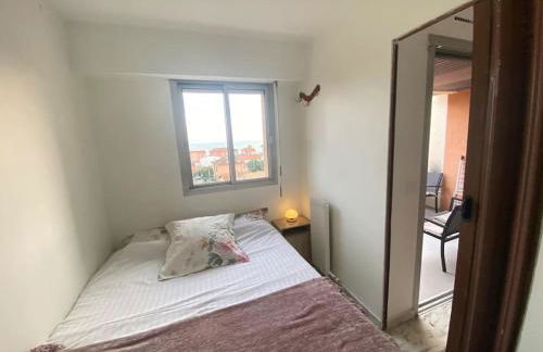 Sea View Apartment - Private Parking, Swimming Pool, Air Conditioning - Foto 14