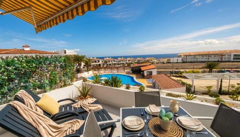 Soleggiato attico vista mare e piscina SC768 - Foto 4