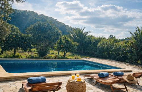 Villa Es Puig, piscina y vistas a la montaña - Foto 1