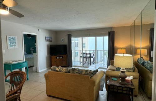 Beachfront Condo! Gulf View From All Rooms, Pool, Chairs Provided - Foto 4