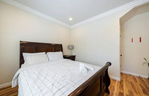 17-19ppl BTW Dsny Hllywd GarageParking Yard Grill - Foto 40