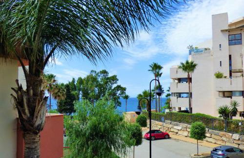 Selecta Family by the Sea - Photo 20