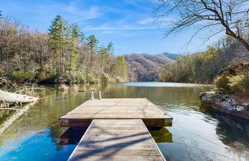 5 Bed 4 Bath Vacation home in Tuckasegee - Foto 14