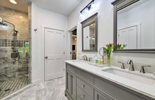 Trillium Home with Golf Course Views and Fireplaces! - Foto 24