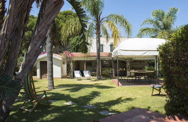 Una Scogliera sul Mare con Piscina by Wonderful Italy - Photo 15