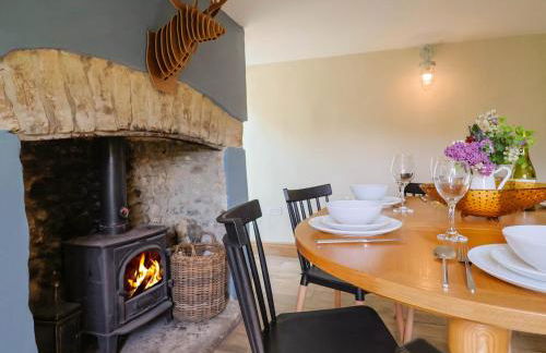 Upper Cottage - Photo 13