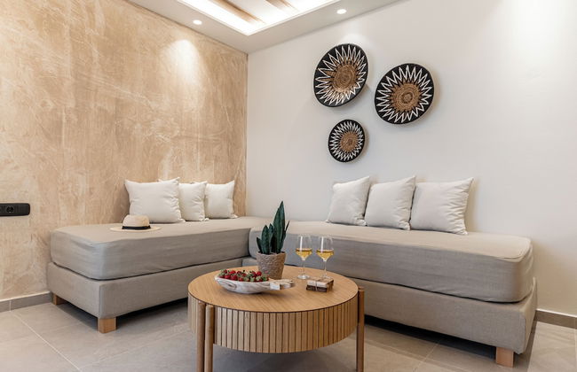 Perla Hotel - Photo 23