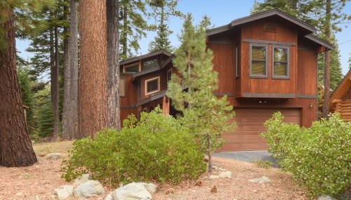 Lake Tahoe Treasure! Minutes From Beach & Skiing - Foto 3