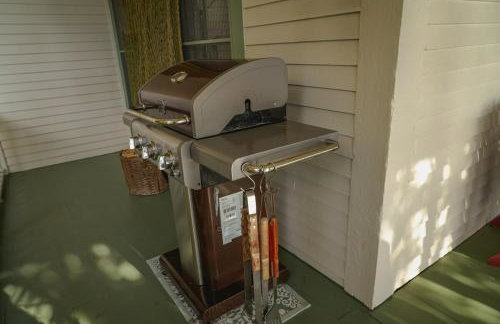 Charming 1-bedroom Waterfront Cottage in Morgan VT - Foto 8