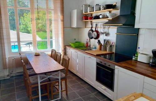 Villa Sleeps 8 with Pool and Hot Tub - Foto 16