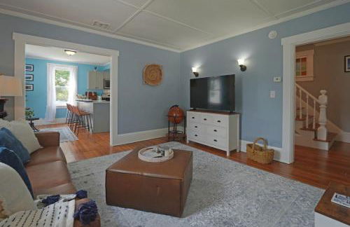 Beautiful Modern Beach House! - Photo 30