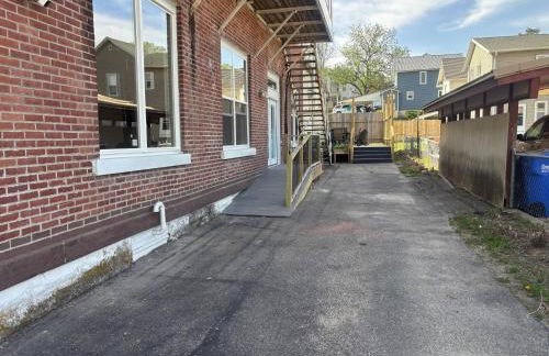 Suite A 2 BR w/ Bridge St. view - Foto 63