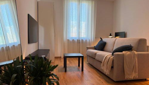 Comfort Stay Legnano - Appartamento di 85m2 con 2 bagni, Smart TV, WiFi ultra veloce e angolo lavoro, perfetto per visitare Milano in relax - Foto 2