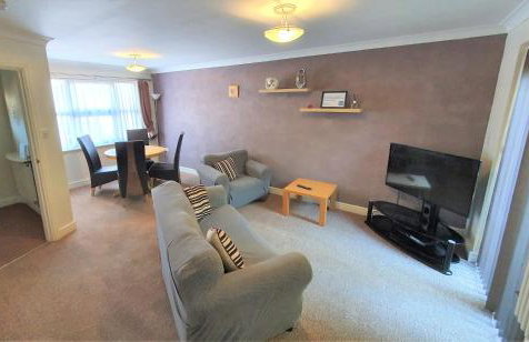 Friars Walk houses with 2 bedrooms, 2 bathrooms, fast Wi-Fi and private parking - Photo 41