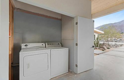 Palm Springs Haven - Pool, Hot Tub & Mountain Views - Foto 61