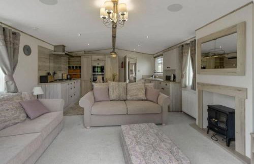 Rolling Hills Splash Escape -No Commercial Sign written Vehicles,Fishing Nearby & Communal Swimming Pool ,Pool open April to September - Foto 6