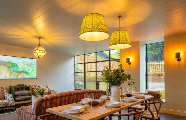 The Writers Retreat - 5 Beds Parking Much More - Foto 3