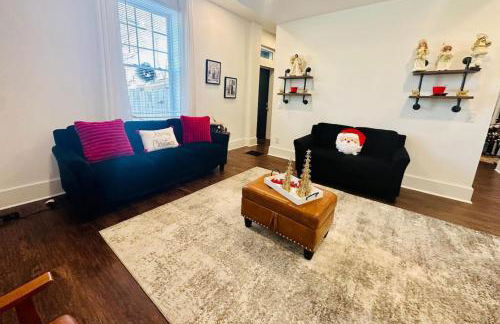 Holly Jolly Historic Home Where Its Always XMAS - Foto 50