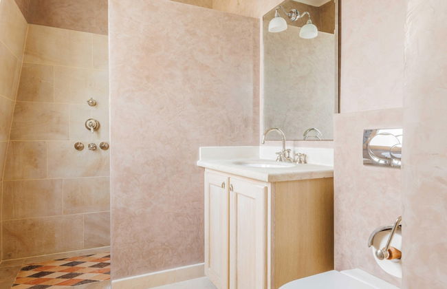 Luxury Mansion With Garden in Heart of Neuilly - Foto 25