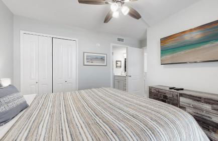 Beachfront - Renovated - Gulf view Bedroom - FLPCB5 - Foto 19