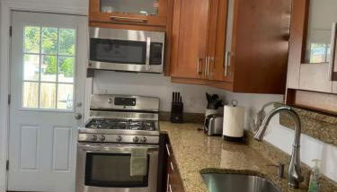 Remodeled Townhouse in Watertown - Foto 5