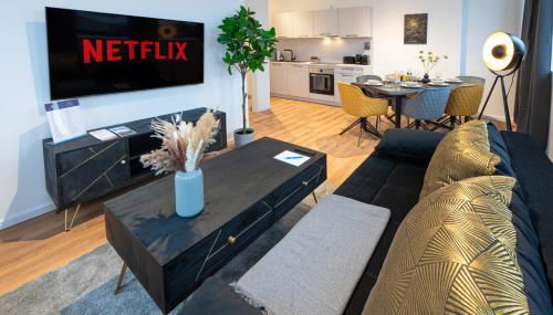 Modern, komplett saniert, in zentraler Citylage beim Kennedyplatz, voll ausgestatte Küche, offener Wohn- und Essbereich, helle Räume - Foto 3, furniture, stove, heating, toaster