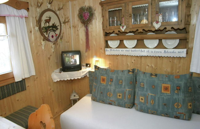 Cozy Chalet in Karrösten near Forest - Foto 6