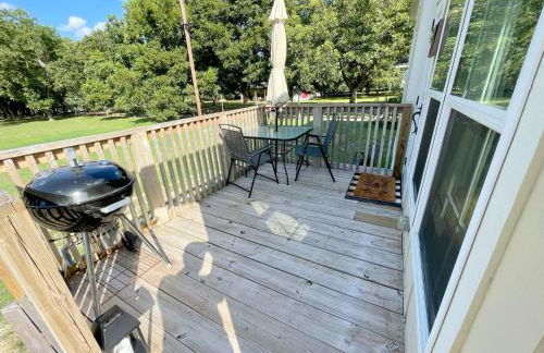 Pet friendly Tiny House Rental with new Access to Guadalupe River NBTX - Photo 24