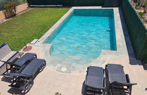 Elegant Villa in Benicarló with Private Pool - Photo 1