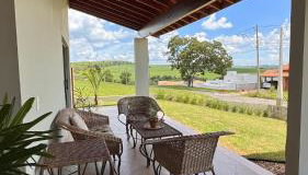 Casa com Jacuzzi Privativa Relaxamento Total em Águas de São Pedro - Foto 2