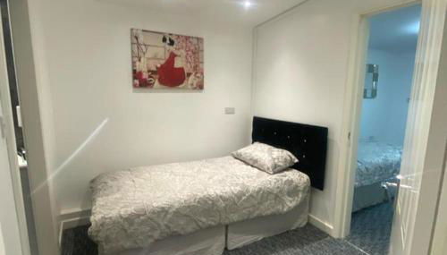 3 Bed Apartment - Sleeps 6 - Free Parking Wifi - Foto 4