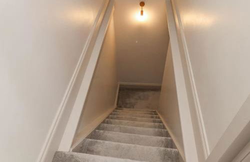 Beacon House - Photo 31