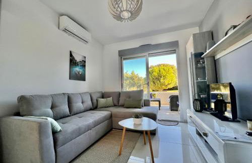 Bungalow en Punta Prima 2 dormitorios y piscina - Foto 1