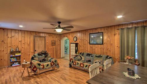 Packwood Getaway w/ Game Room, Grill & Patio - Foto 5