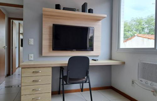 Apartamento confortável e com Piscina a 900 m da praia de Itacoatiara - Foto 8