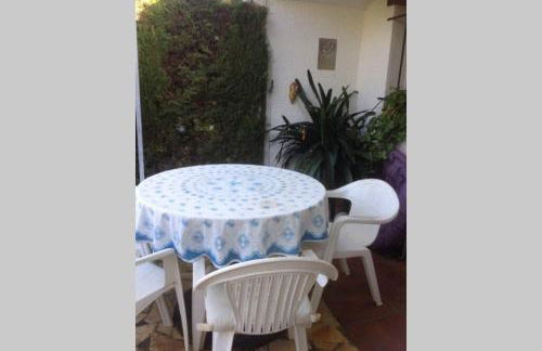 Casita blanca con fibra óptica y piscina cominutaria - Foto 14