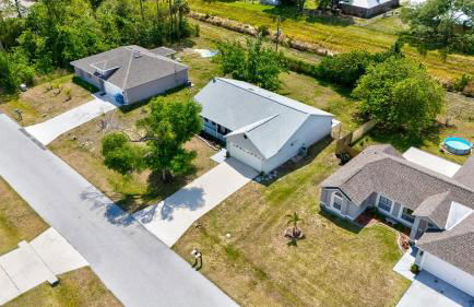 Charming Palm Bay Retreat with Garden - Foto 74