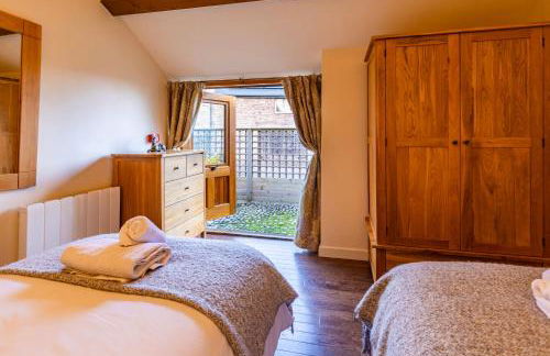 Dragonfly Cottage, Canal location - Photo 16