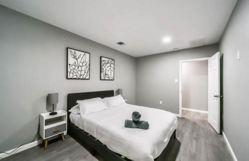 Comfy 5BR Holiday Home with Hot Tub, 10min from NGR Stadium - Foto 11