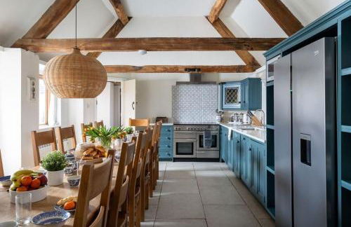 Broadway House, 7 Bedroom, 6 Baths - Photo 1