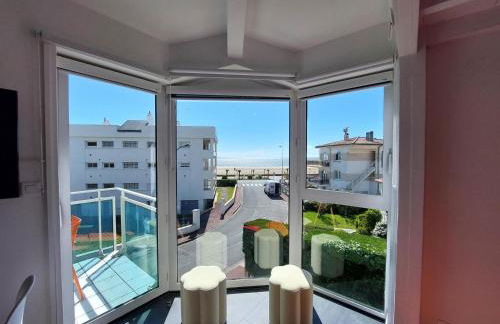 Charmant appart rénové à 50m de la plage avec balcon et parking - FR-1-550-78 - Foto 1