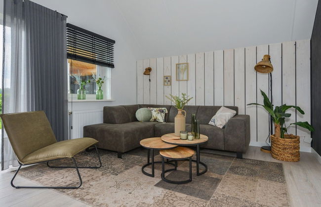 Nice Holiday Home With Terrace - Photo 10