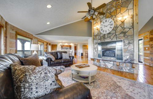 Panoramic Mtn Views Spacious Tennessee Home! - Foto 2