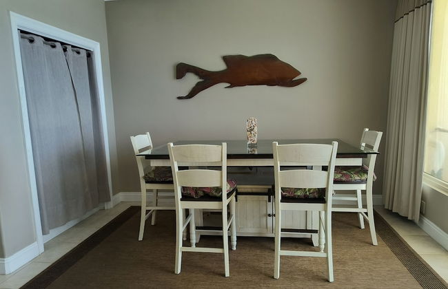 Stunning 16th Floor Condo with Fitness Center, Hot Tubs, Pools, and Beach Access - Unit 1606 by RedAwning - Foto 16