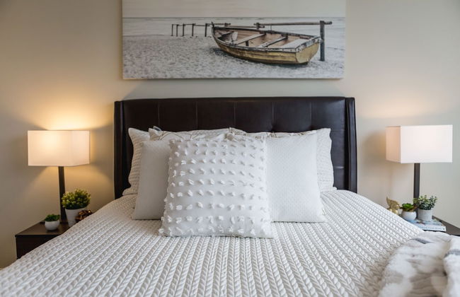 QuickStay - Modern 2-Bedroom Condo, Panoramic City Views - Foto 5