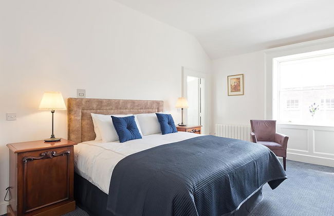 Henrietta Suites City Centre - Photo 7